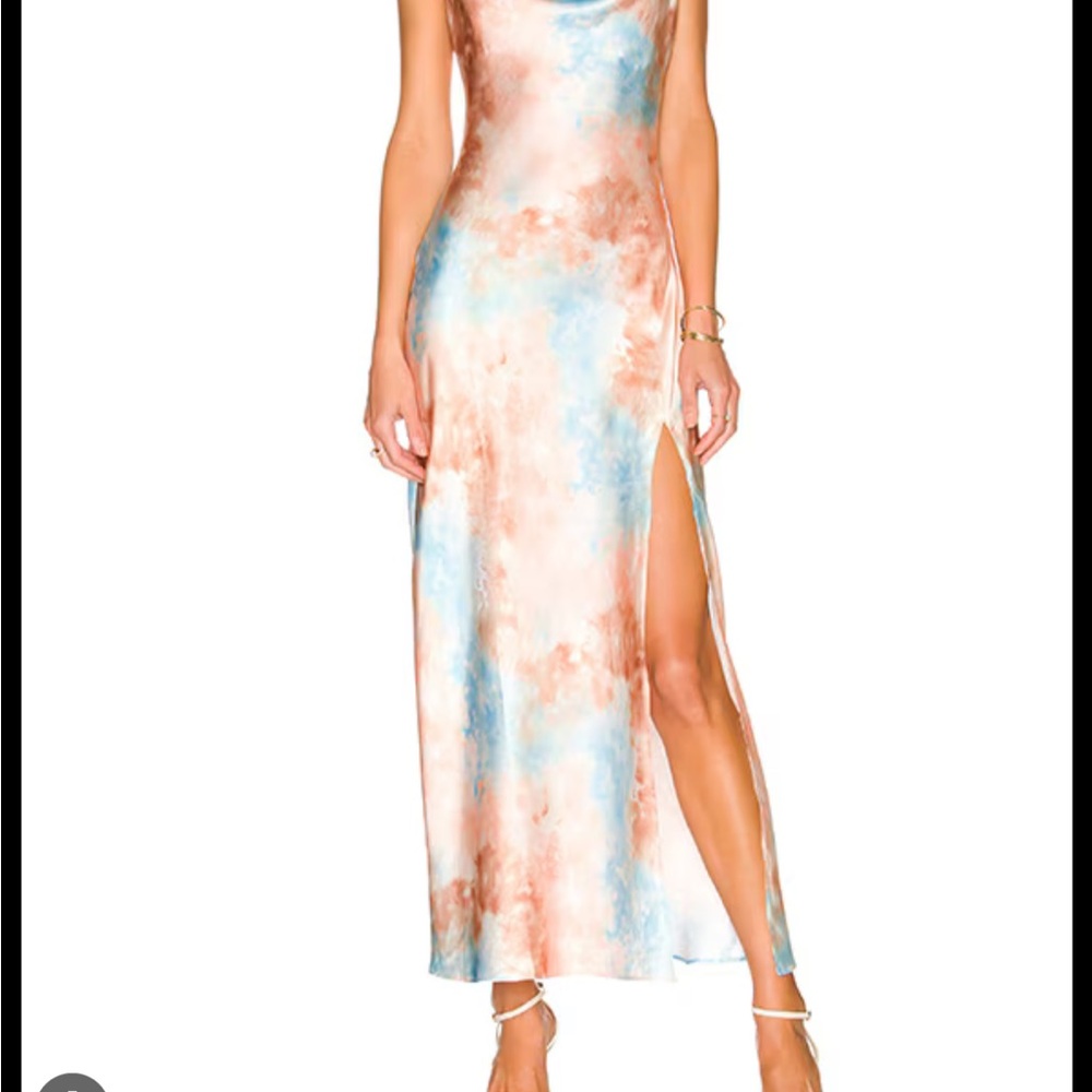 Elegant Tie-Dye Maxi Dress